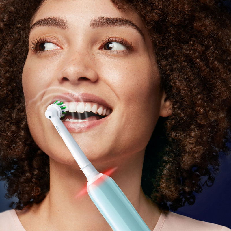 Oral B Eltandborste Pro3 Blue + Extra Refill